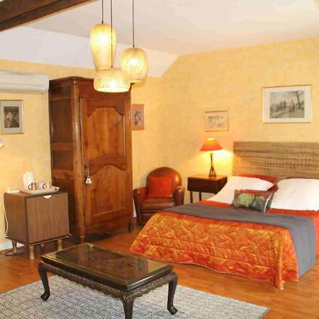 Chambres D'Hotes : La Cour D'Etrepy Le Mesnil-sur-Oger Buitenkant foto