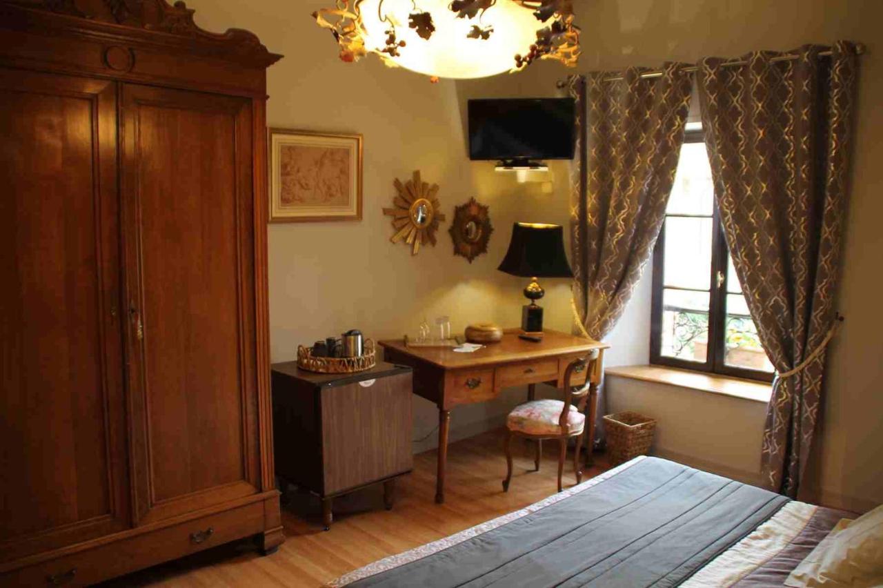 Chambres D'Hotes : La Cour D'Etrepy Le Mesnil-sur-Oger Buitenkant foto